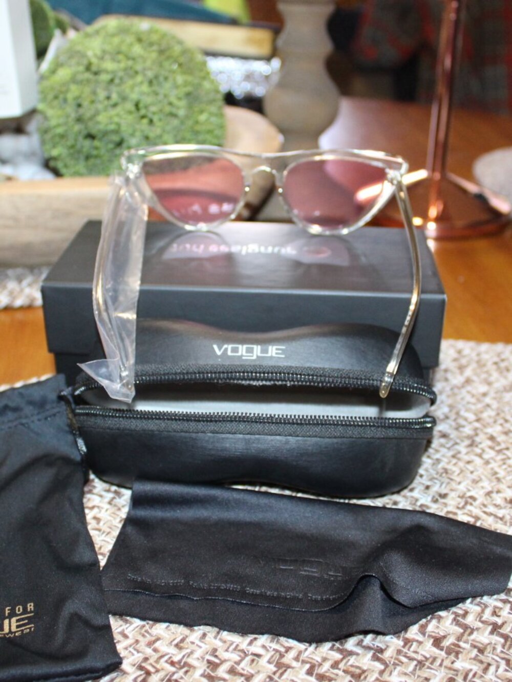 NWT Vogue by Gigi Hadid cat eye sunglasses AWESOME! - Picture 6 of 13